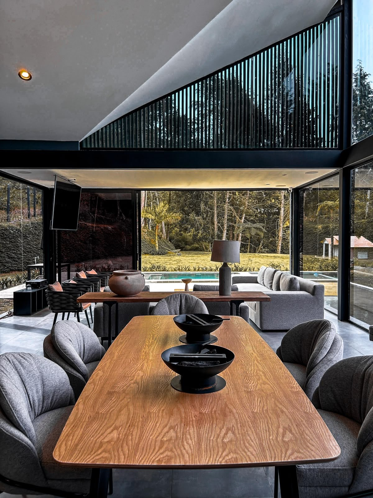 Forest House · Guarne — 1